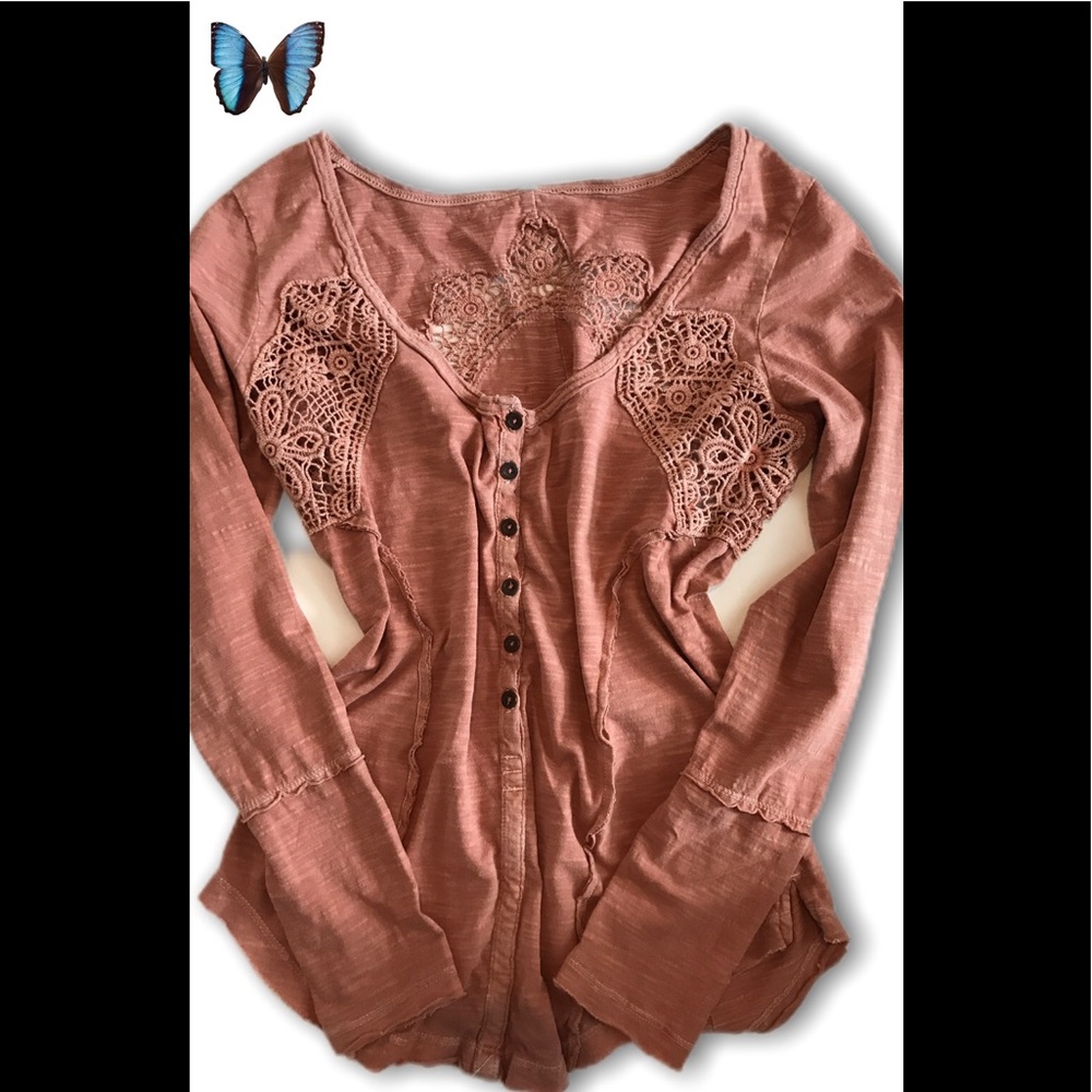 🔥 Free People 🔥 Pink Henley Cotton Crochet Top